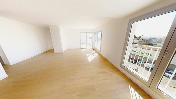 Image No.3-3 Bed Apartment for sale