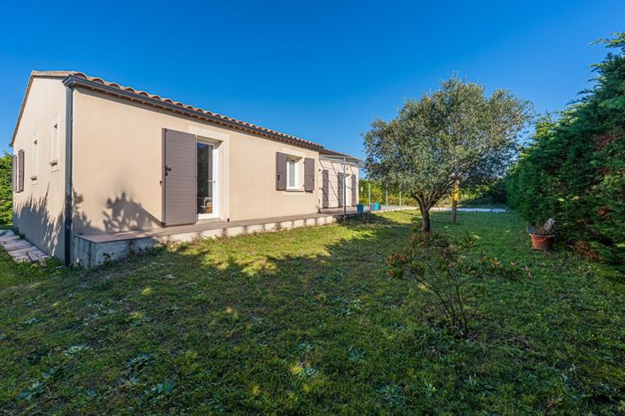 Image No.17-4 Bed House for sale