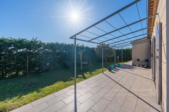 Image No.18-4 Bed House for sale