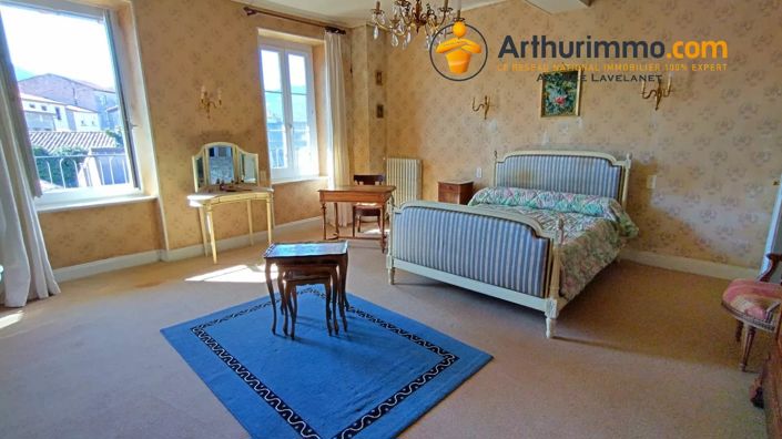 Image No.10-5 Bed House for sale