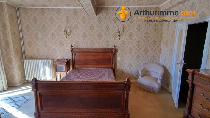 Image No.16-5 Bed House for sale