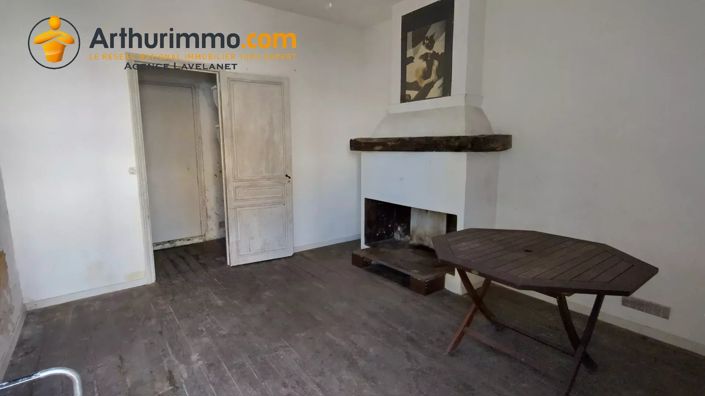 Image No.18-5 Bed House for sale