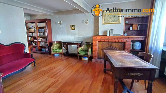 Image No.5-5 Bed House for sale