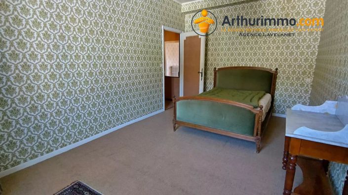 Image No.9-5 Bed House for sale