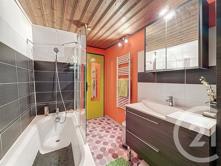 Image No.12-4 Bed Apartment for sale