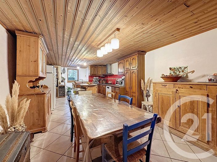 Image No.7-4 Bed Apartment for sale