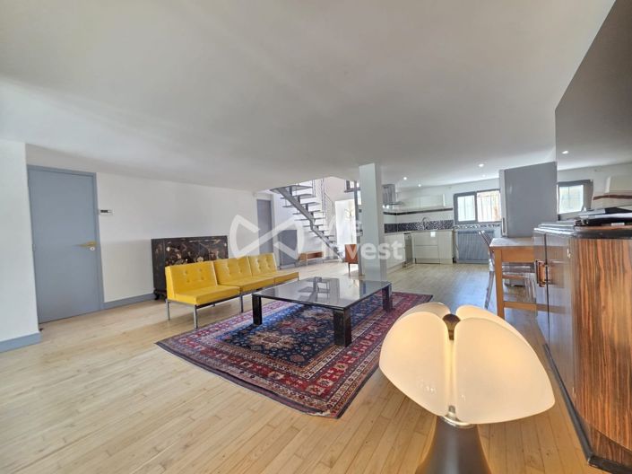 Image No.2-5 Bed House for sale