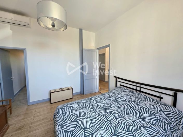 Image No.6-5 Bed House for sale