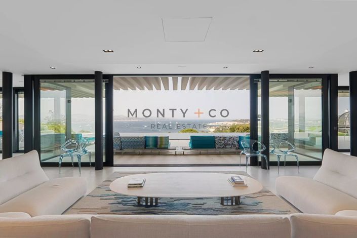 Image No.9-6 Bed House for sale