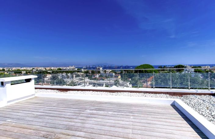 Image No.10-7 Bed House for sale