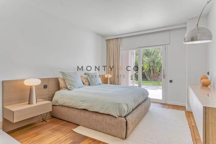 Image No.15-4 Bed House for sale