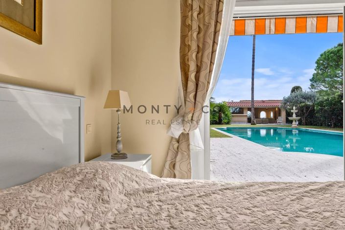 Image No.10-6 Bed House for sale