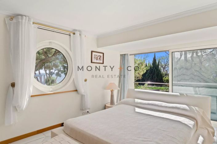 Image No.11-4 Bed House for sale