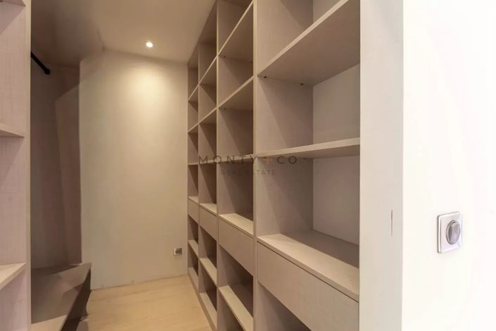 Image No.10-3 Bed Apartment for sale
