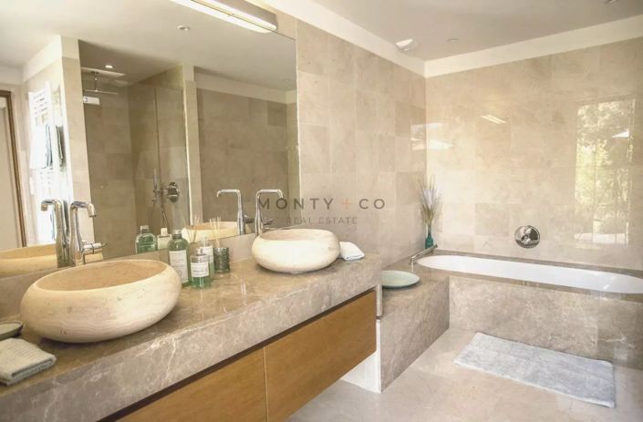 Image No.13-Maison de 5 chambres à vendre à Grimaud