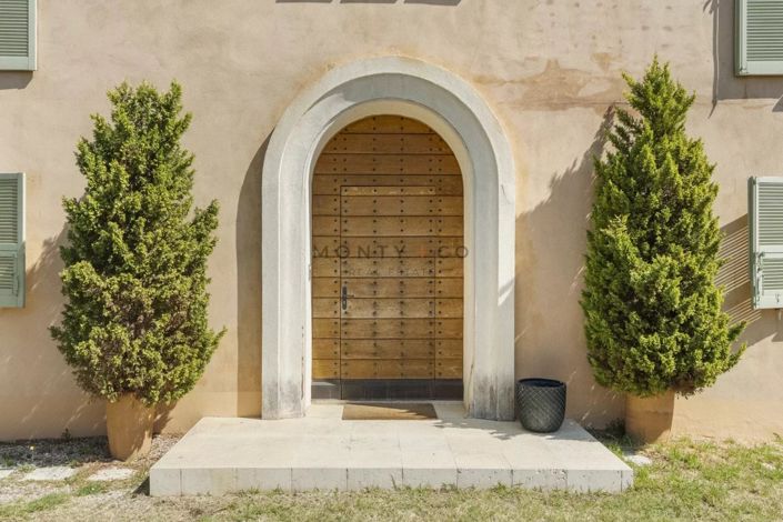 Image No.2-5 Bed House for sale