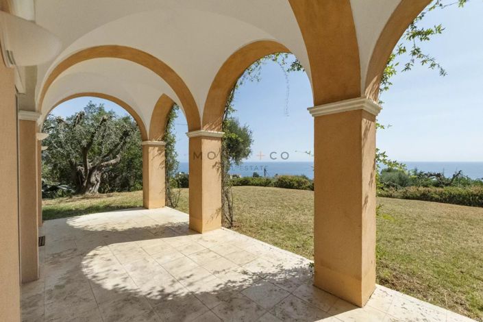 Image No.4-5 Bed House for sale