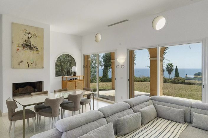 Image No.5-5 Bed House for sale