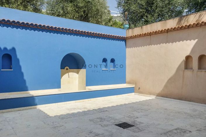 Image No.9-5 Bed House for sale