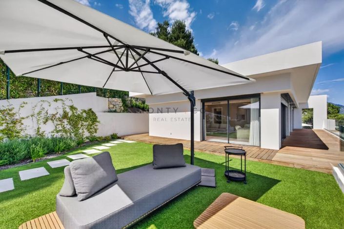 Image No.15-4 Bed House for sale