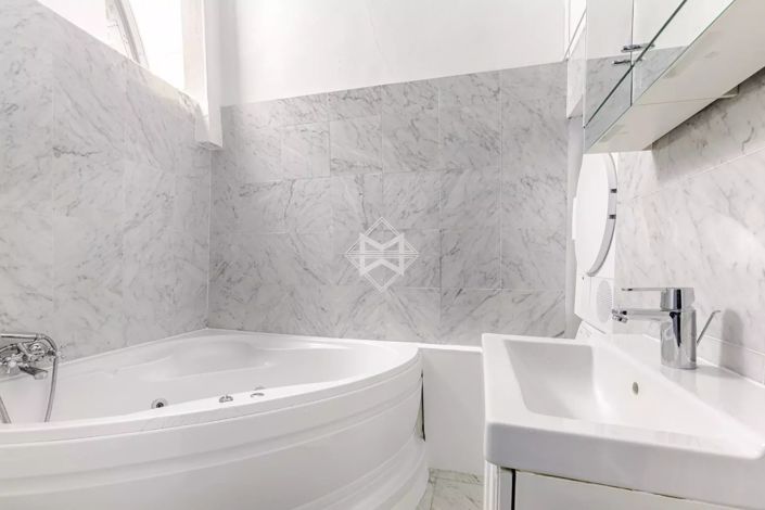 Image No.5-Apartment for sale