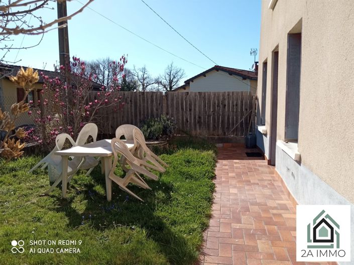 Image No.10-5 Bed House for sale