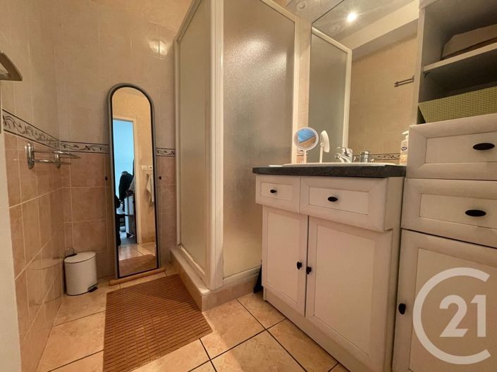 Image No.16-4 Bed House for sale