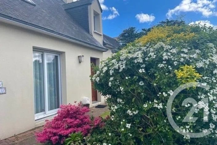 Image No.2-4 Bed House for sale