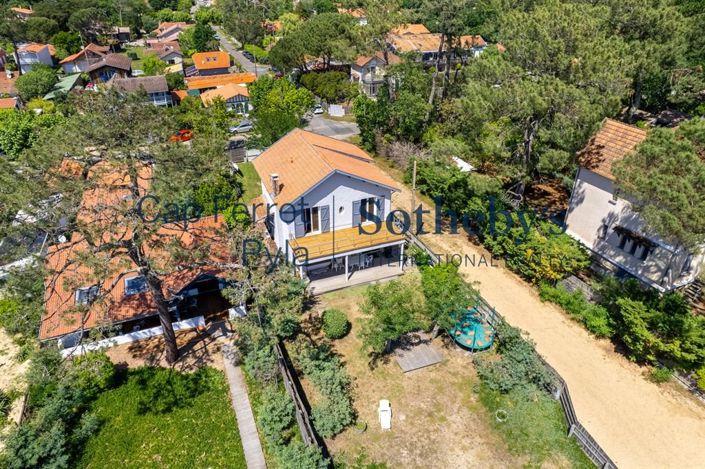 Image No.3-5 Bed House for sale