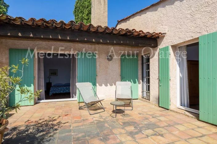 Image No.19-6 Bed House for sale