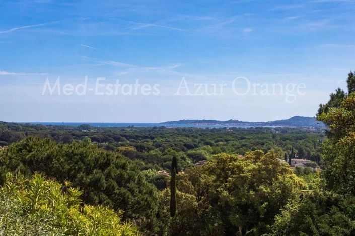 Image No.29-6 Bed House for sale