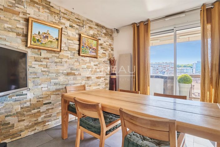 Image No.3-3 Bed Apartment for sale