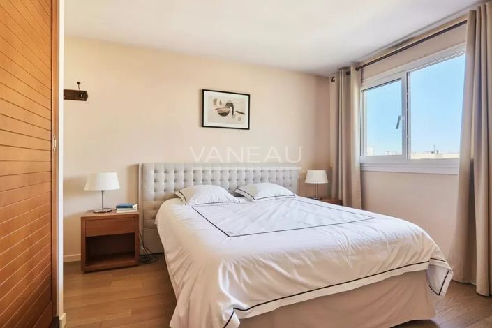Image No.7-3 Bed Apartment for sale