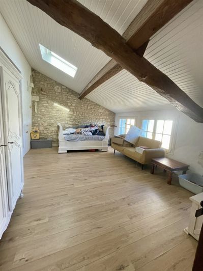 Image No.11-5 Bed House for sale