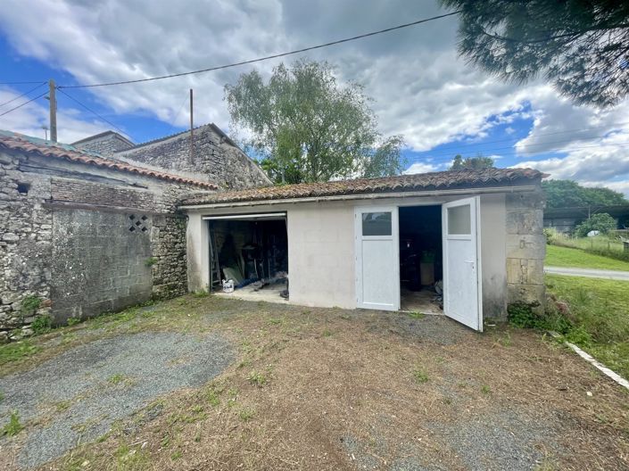 Image No.18-5 Bed House for sale
