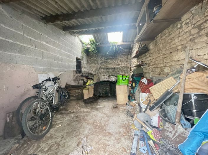 Image No.19-5 Bed House for sale