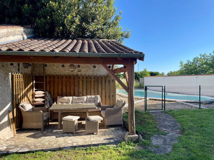 Image No.5-5 Bed House for sale