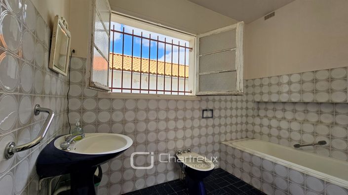 Image No.15-4 Bed House for sale