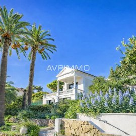 1 - Bandol, House