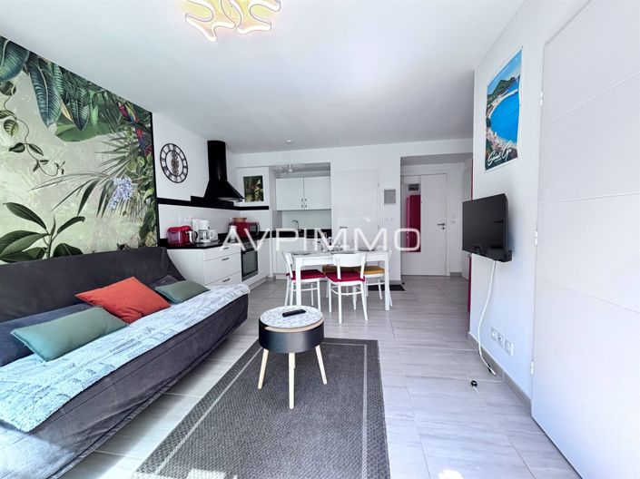 Image No.3-Appartement de 1 chambre à vendre à Saint-Cyr-sur-Mer