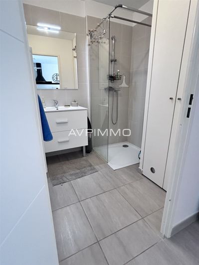 Image No.5-Appartement de 1 chambre à vendre à Saint-Cyr-sur-Mer