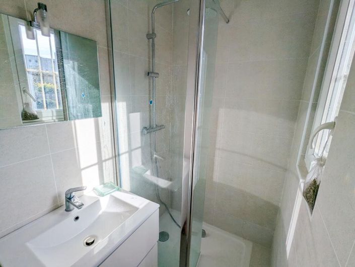 Image No.10-5 Bed House for sale