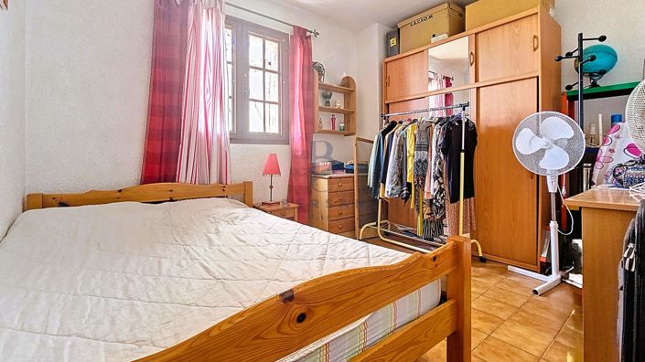 Image No.14-3 Bed House for sale