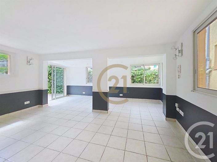 Image No.2-Appartement de 2 chambres à vendre à Flayosc