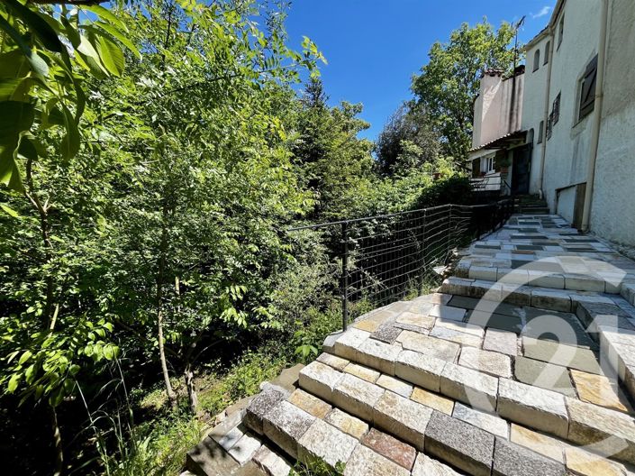 Image No.19-3 Bed House for sale