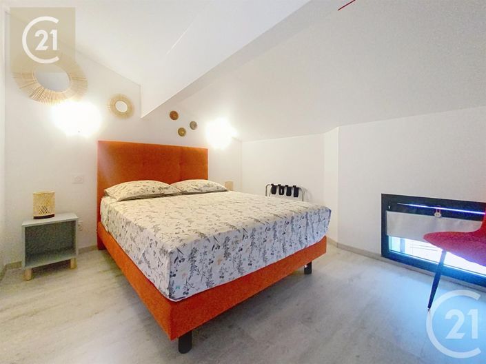 Image No.17-3 Bed House for sale