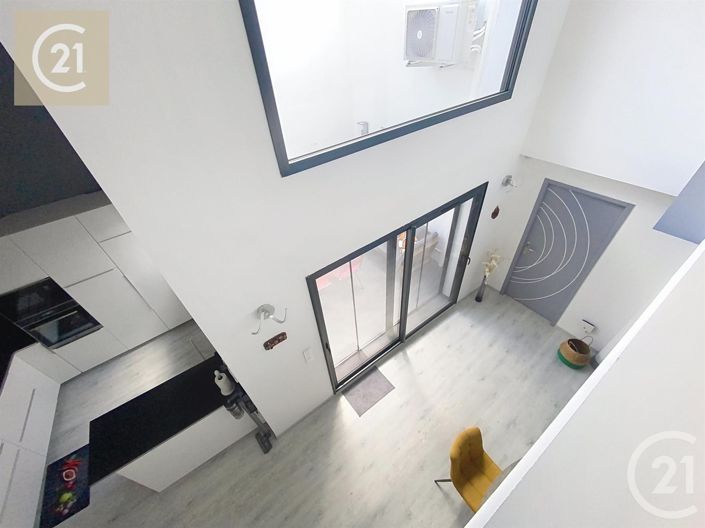 Image No.18-3 Bed House for sale
