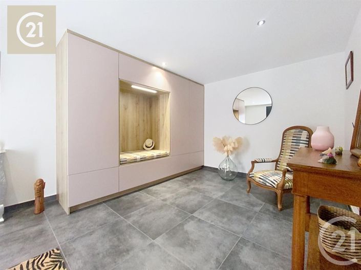 Image No.23-3 Bed House for sale