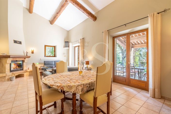 Image No.12-4 Bed House for sale