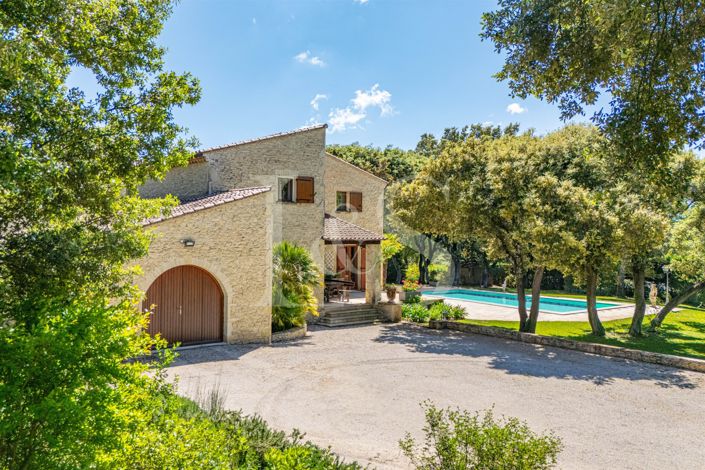 Image No.6-4 Bed House for sale